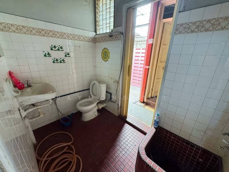 Shop for Rent in Jelutong (Penang) - Raymond Tai - PropertyGuru.com.my