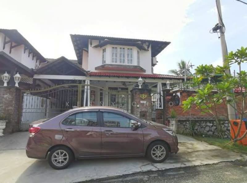 Rumah Berkembar untuk Dijual di Seksyen 11 (Shah Alam) - Kenny Choo - Exterior - PropertyGuru.com.my