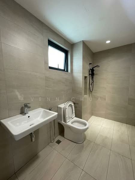 Kondominium untuk Disewa di Skyline KL - Venn Chua - Bathroom - PropertyGuru.com.my