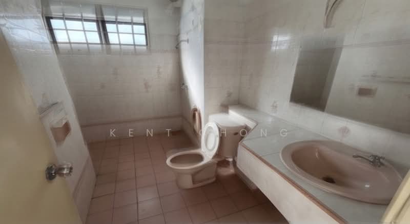 Condominium for Sale at Tropika Paradise Condominium - Kent Chong - Bathroom - PropertyGuru.com.my