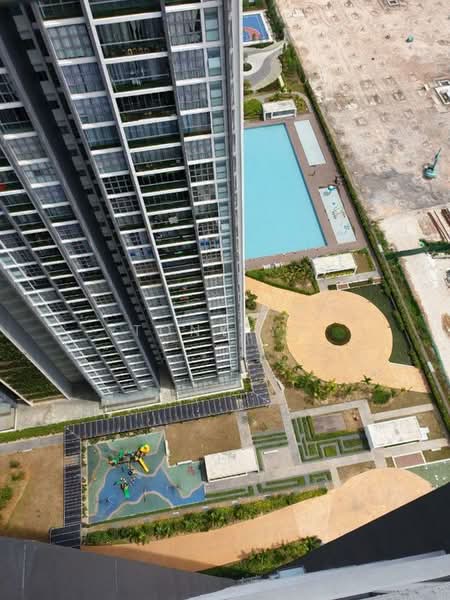 Condominium for Sale at Lakefront Residence - Tony YY - Exterior - PropertyGuru.com.my