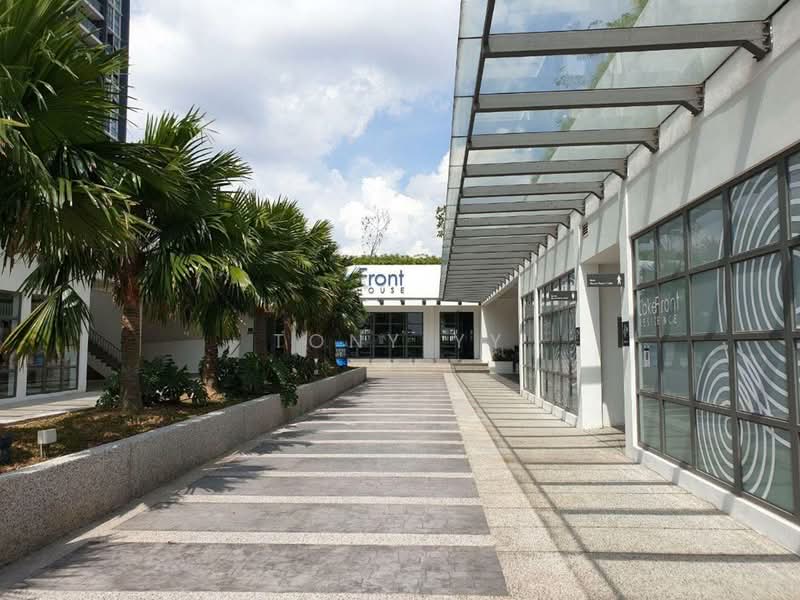 Condominium for Sale at Lakefront Residence - Tony YY - Exterior - PropertyGuru.com.my