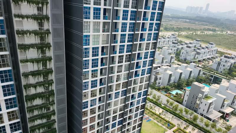 Condominium for Sale at Lakefront Residence - Tony YY - Exterior - PropertyGuru.com.my