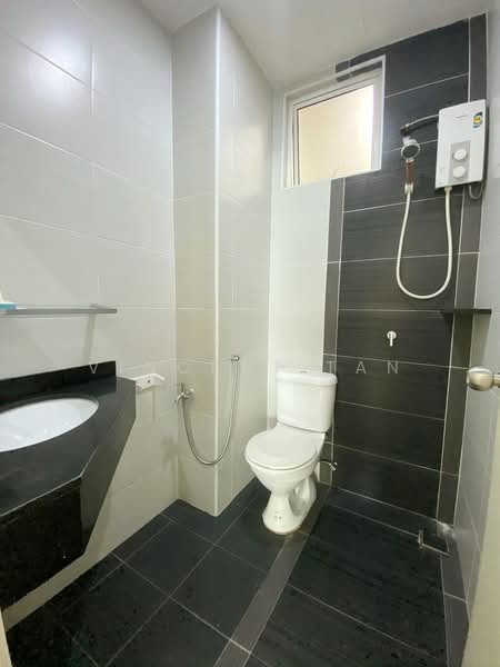 Condominium for Rent at The Oasis - Vincent Tan - Bathroom - PropertyGuru.com.my
