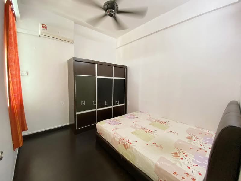 Condominium for Rent at The Oasis - Vincent Tan - Bedroom - PropertyGuru.com.my