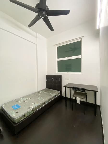 Condominium for Rent at The Oasis - Vincent Tan - Bedroom - PropertyGuru.com.my