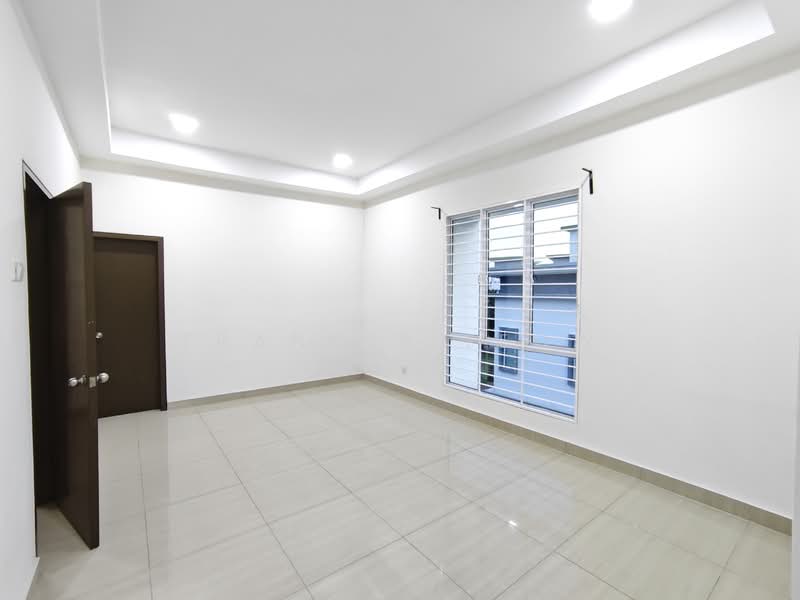 Semi-Detached House for Sale in Bandar Country Homes (Rawang) - Francis Leow - PropertyGuru.com.my
