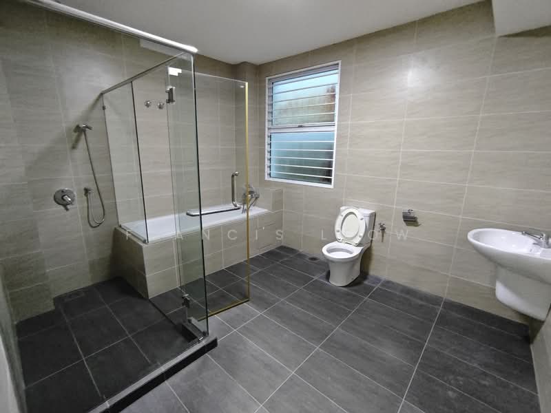 Semi-Detached House for Sale in Bandar Country Homes (Rawang) - Francis Leow - PropertyGuru.com.my