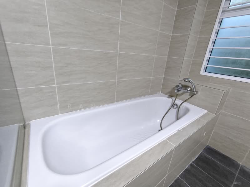 Semi-Detached House for Sale in Bandar Country Homes (Rawang) - Francis Leow - PropertyGuru.com.my