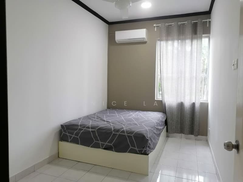 Rumah Kluster untuk Dijual di Bukit Rahman Putra (Sungai Buloh) - Eunice Lai - Bedroom - PropertyGuru.com.my