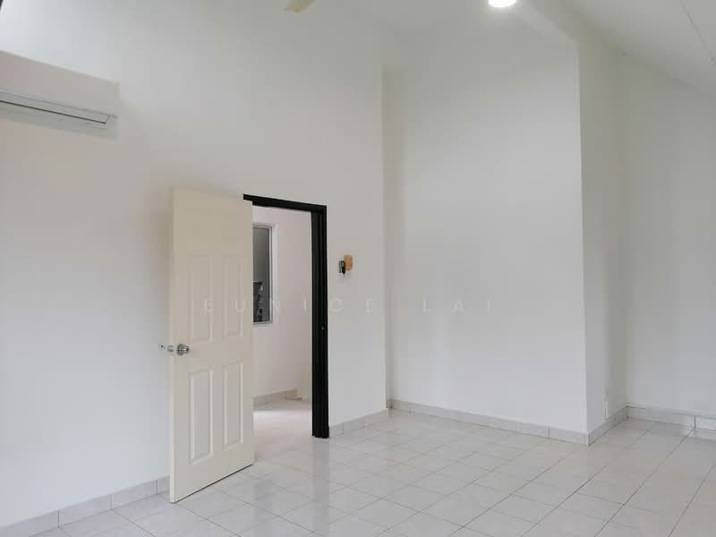Rumah Kluster untuk Dijual di Bukit Rahman Putra (Sungai Buloh) - Eunice Lai - PropertyGuru.com.my