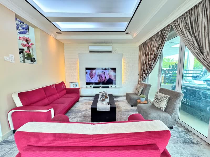 2-storey Terraced House for Sale in TTDI Grove (Kajang) - Herman Sazwan Nor Rahim - Living Room - PropertyGuru.com.my