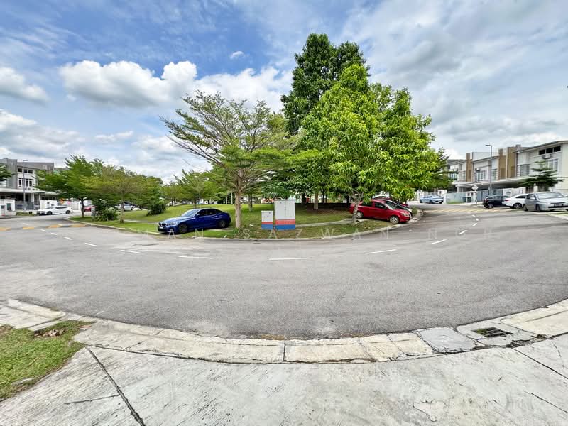 2-storey Terraced House for Sale in TTDI Grove (Kajang) - Herman Sazwan Nor Rahim - Exterior - PropertyGuru.com.my