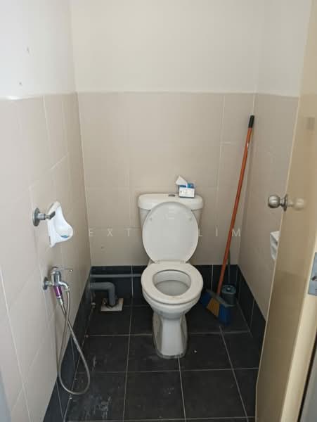 Kedai / Pejabat untuk Disewa di Skudai (Johor) - Dexter Lim - Bathroom - PropertyGuru.com.my