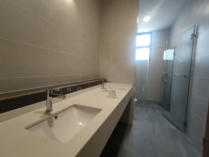 Rumah Teres 3 Tingkat untuk Disewa di BANDAR PUCHONG JAYA (Puchong) - Kho Daniel - Bathroom - PropertyGuru.com.my