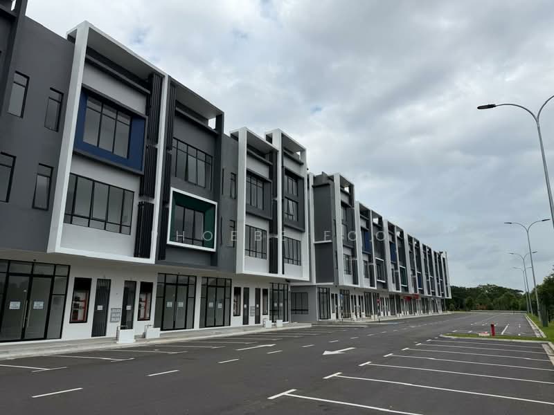 Kedai / Pejabat untuk Disewa di Austin Crest (Johor Bahru) - Phoebe Foo - Exterior - PropertyGuru.com.my