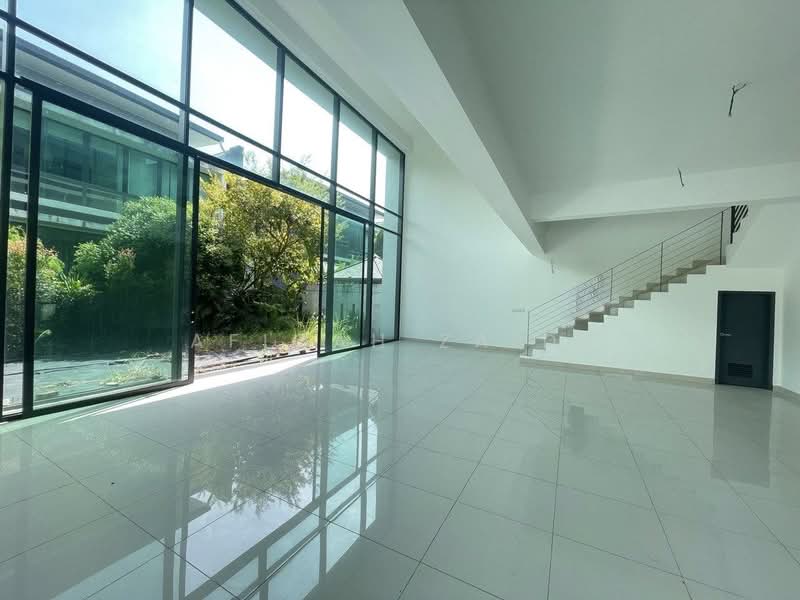 Zero-Lot Bungalow for Sale in Taman Puncak Perdana (Shah Alam) - Afiqah zaidi - PropertyGuru.com.my