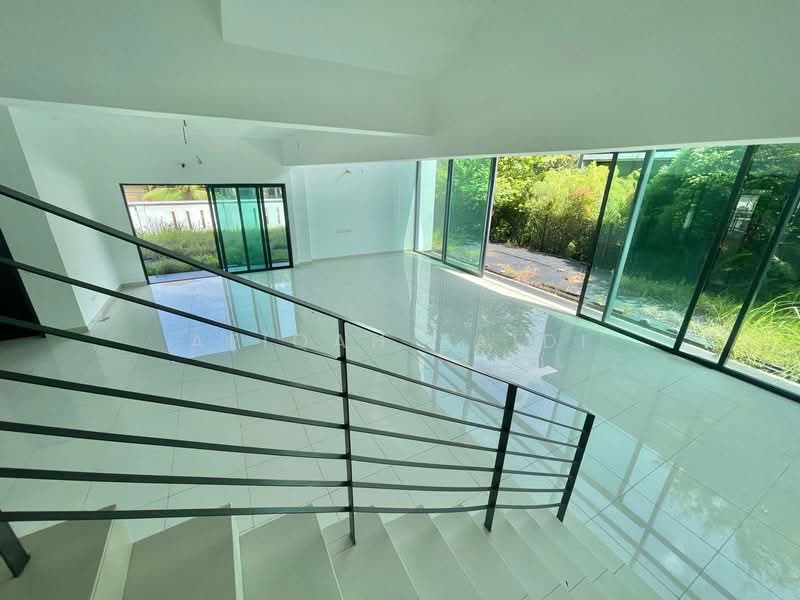 Zero-Lot Bungalow for Sale in Taman Puncak Perdana (Shah Alam) - Afiqah zaidi - PropertyGuru.com.my