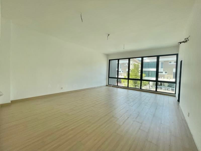Zero-Lot Bungalow for Sale in Taman Puncak Perdana (Shah Alam) - Afiqah zaidi - PropertyGuru.com.my