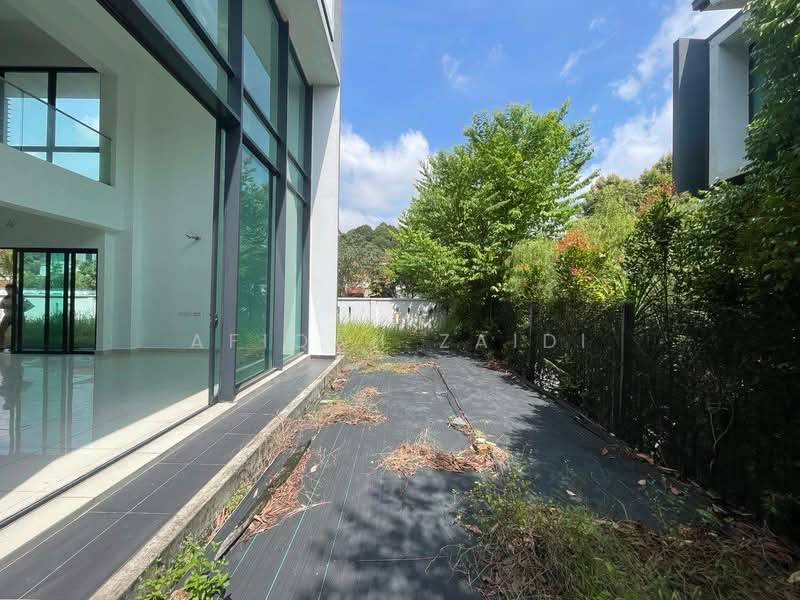 Zero-Lot Bungalow for Sale in Taman Puncak Perdana (Shah Alam) - Afiqah zaidi - PropertyGuru.com.my