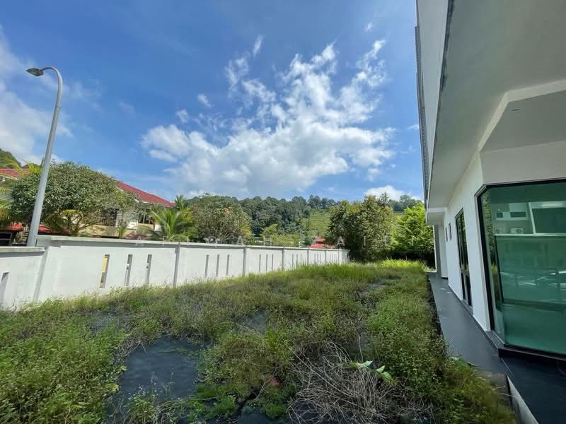 Zero-Lot Bungalow for Sale in Taman Puncak Perdana (Shah Alam) - Afiqah zaidi - PropertyGuru.com.my