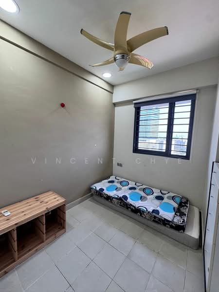 Kondominium untuk Disewa di Residence 8 - Vincent Chye - Bedroom - PropertyGuru.com.my