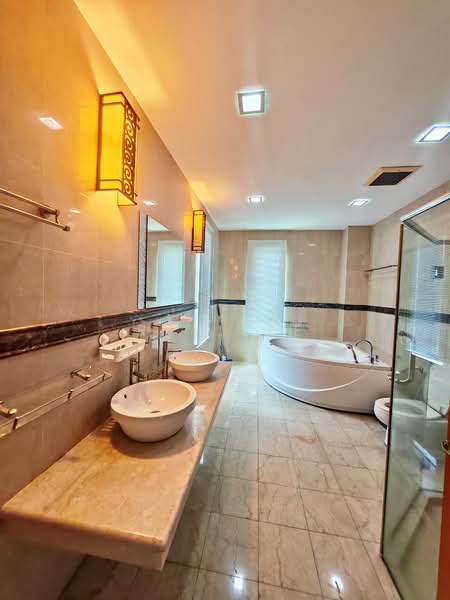 Bungalow for Rent in Petaling Jaya (Selangor) - Ray Lee - Bathroom - PropertyGuru.com.my