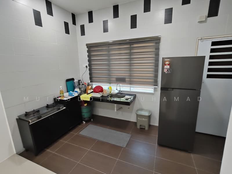 Semi-Detached House for Rent in Ipoh (Perak) - Muinuddin Muhamad - Kitchen - PropertyGuru.com.my