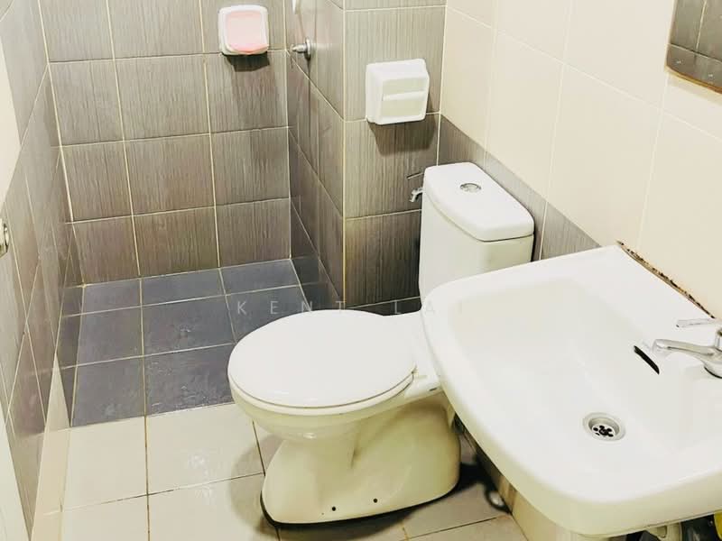 Condominium for Sale at Sierra Residences - Kent Lai - Bathroom - PropertyGuru.com.my