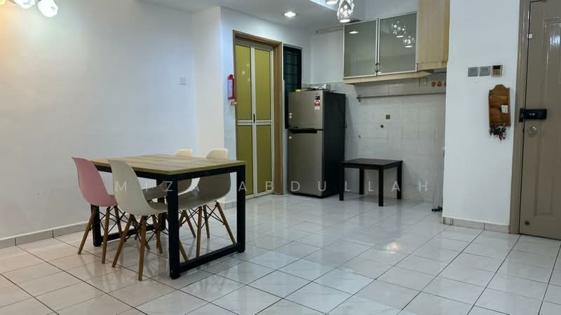 Condominium for Rent at Vista Millennium Condominium - Miza Abdullah - Dining Room - PropertyGuru.com.my