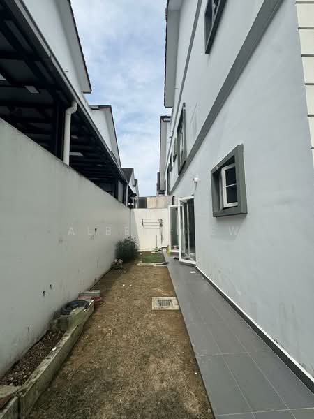 Rumah Berkembar untuk Dijual di Taman Ekoflora (Johor Bahru) - Albee Liew - PropertyGuru.com.my