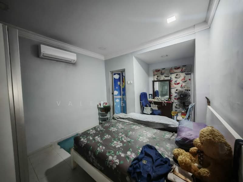 1-storey Terraced House for Sale in Kepong Baru (Kepong) - Valerie Tang - Bedroom - PropertyGuru.com.my