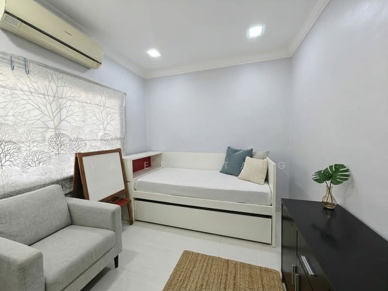 1-storey Terraced House for Sale in Kepong Baru (Kepong) - Valerie Tang - Bedroom - PropertyGuru.com.my
