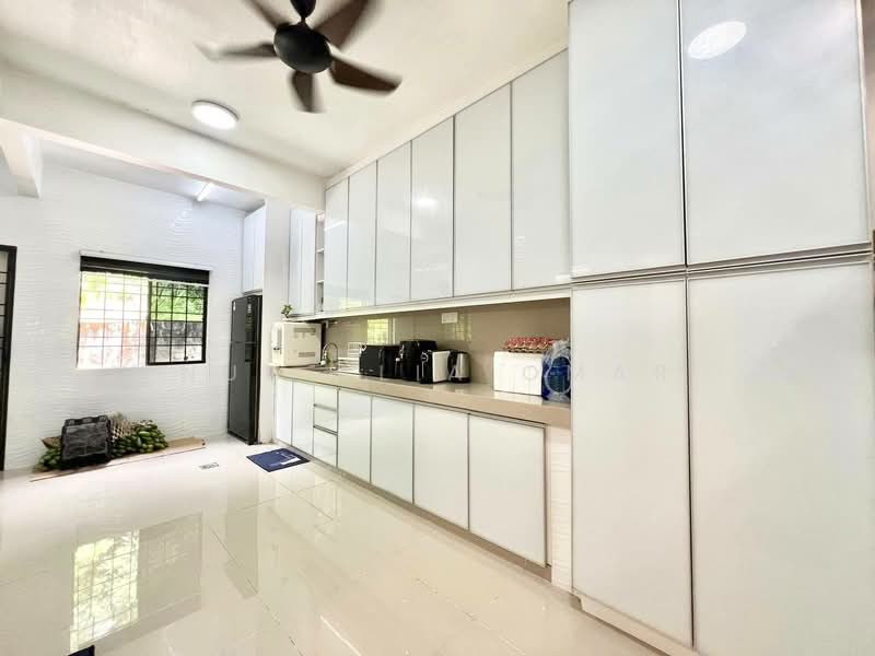 Rumah Teres 2 Tingkat untuk Dijual di Taman Kajang Perdana (Kajang) - Nur Alia Omar - Kitchen - PropertyGuru.com.my