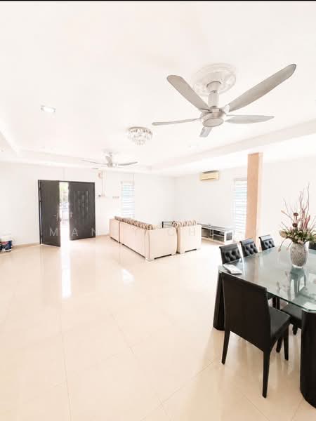 Terraced House for Sale in Taman Bukit Raja (Klang) - Mandy Cheow - Living Room - PropertyGuru.com.my
