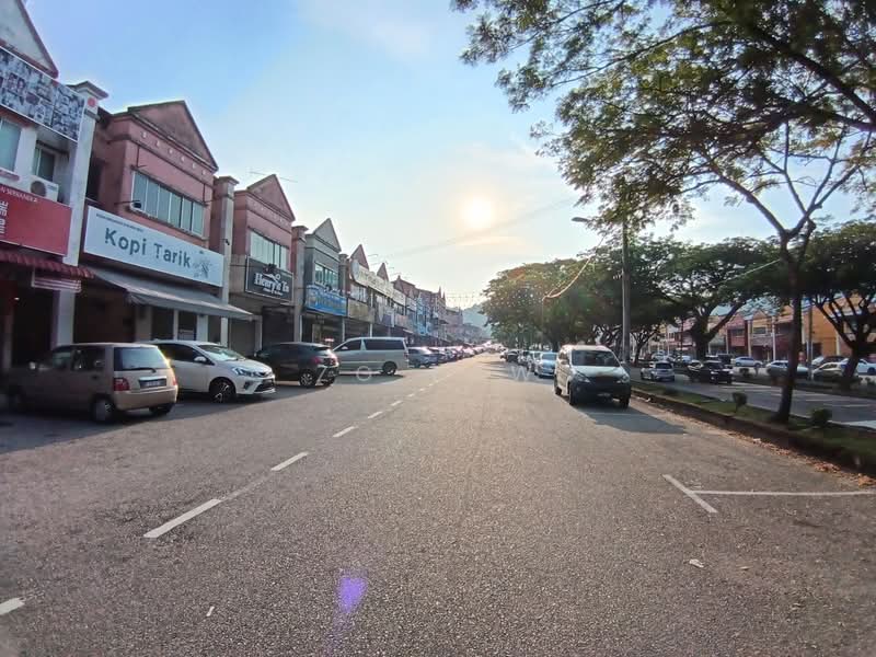 Shop / Office for Rent in Taman Bukit Perdana 2 (Batu Pahat) - ZG Law - PropertyGuru.com.my