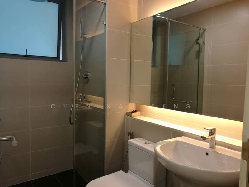 Servis Apartment untuk Disewa di Suasana Bukit Ceylon / Raja Chulan Residences - Chen Kah Seng - Bathroom - PropertyGuru.com.my