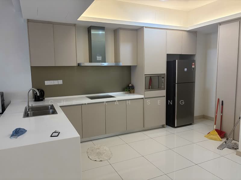 Servis Apartment untuk Disewa di Suasana Bukit Ceylon / Raja Chulan Residences - Chen Kah Seng - Kitchen - PropertyGuru.com.my