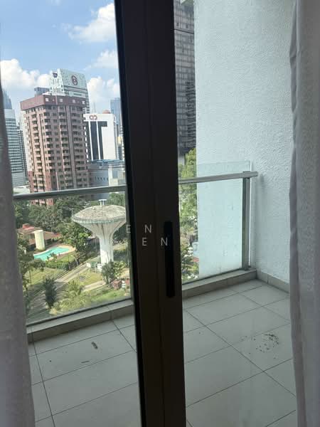 Servis Apartment untuk Disewa di Suasana Bukit Ceylon / Raja Chulan Residences - Chen Kah Seng - Balcony - PropertyGuru.com.my