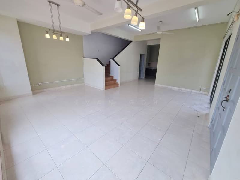 Semi-Detached House for Rent in Taman Mutiara Indah (Puchong) - Evan Goh - Living Room - PropertyGuru.com.my