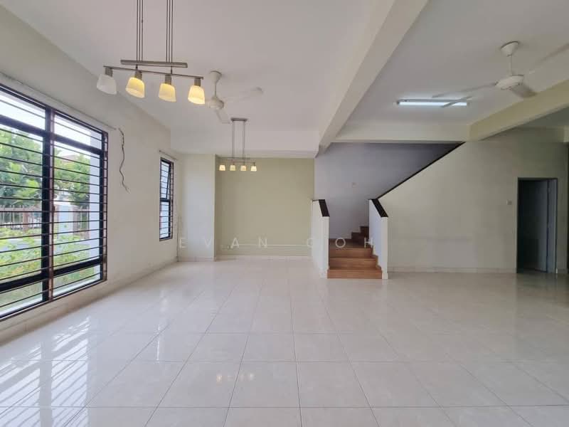 Semi-Detached House for Rent in Taman Mutiara Indah (Puchong) - Evan Goh - Living Room - PropertyGuru.com.my