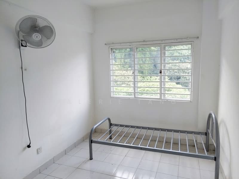 Kondominium untuk Dijual di Nusa Mewah Villa Condominium - Valerie Tang - Bedroom - PropertyGuru.com.my