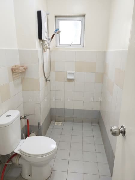 Kondominium untuk Dijual di Nusa Mewah Villa Condominium - Valerie Tang - Bathroom - PropertyGuru.com.my