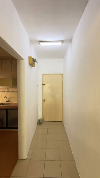 Flat for Sale at Taman Sri Ehsan - Gerald Liew - Corridor - PropertyGuru.com.my