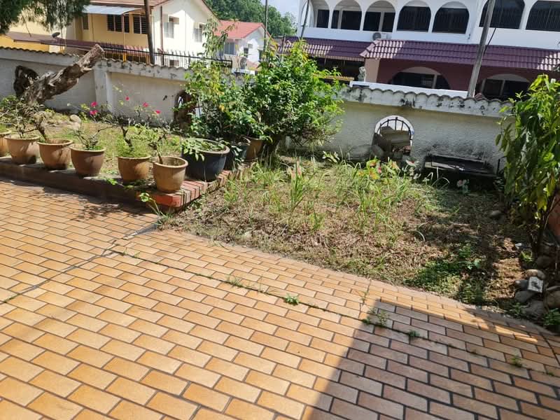 Semi-Detached House for Sale in Taman Overseas Union (Taman Oug) (Jalan Klang Lama (Old Klang Road)) - FC Wong - Exterior - PropertyGuru.com.my
