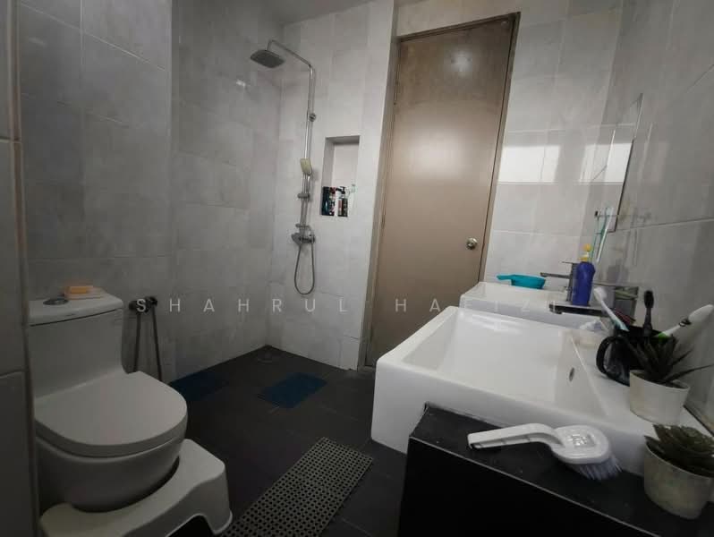2-storey Terraced House for Rent in Cyber 10 (Cyberjaya) - Shahrul Hafizi - Bathroom - PropertyGuru.com.my