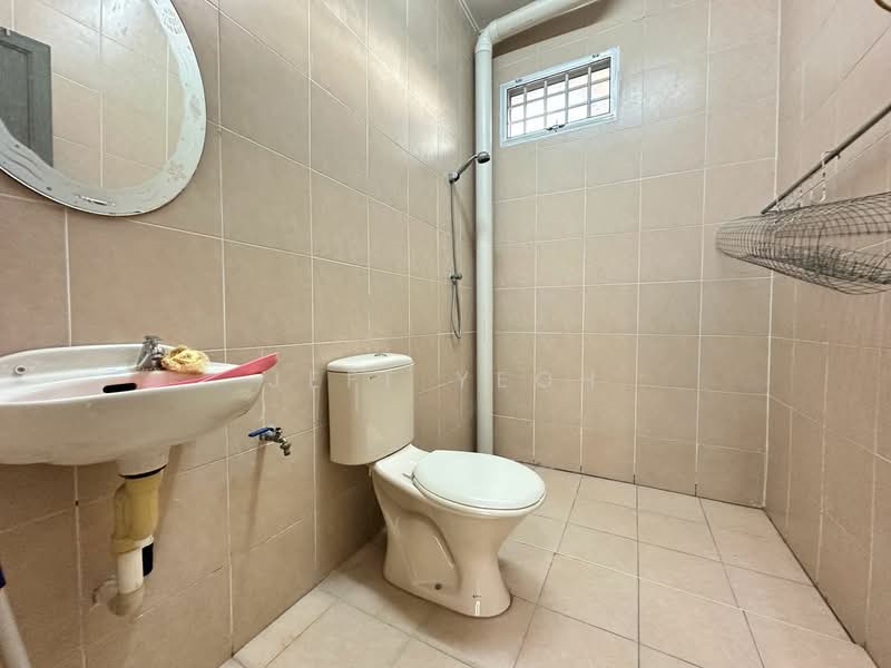 Rumah Teres 2 Tingkat untuk Dijual di Taman Sinar Intan (Sungai Petani) - Jeff Yeoh - Bathroom - PropertyGuru.com.my