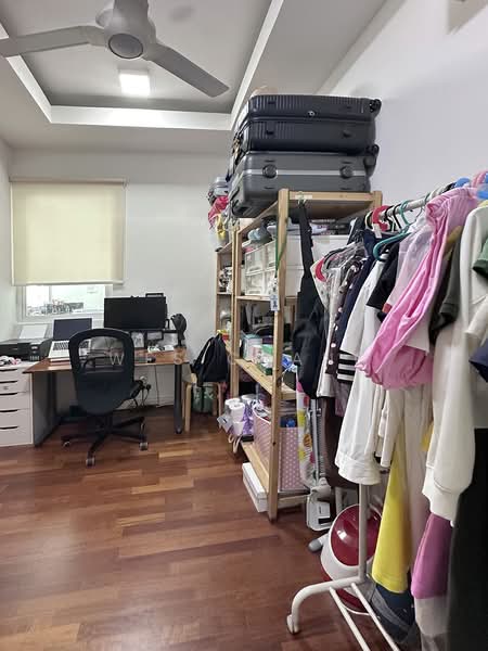 Kondominium untuk Dijual di Surian Residences - Wes Chang - Study - PropertyGuru.com.my