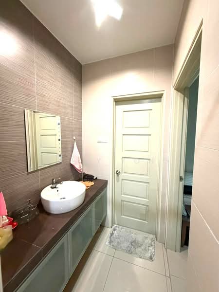 Semi-Detached House for Sale in Setia Damai (Setia Alam) - Sally Yong - Bathroom - PropertyGuru.com.my