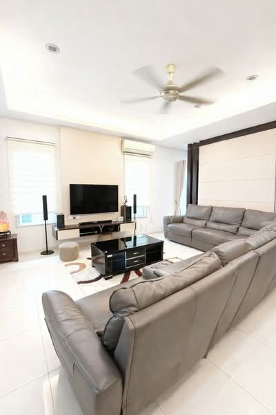 Semi-Detached House for Sale in Setia Damai (Setia Alam) - Sally Yong - Living Room - PropertyGuru.com.my